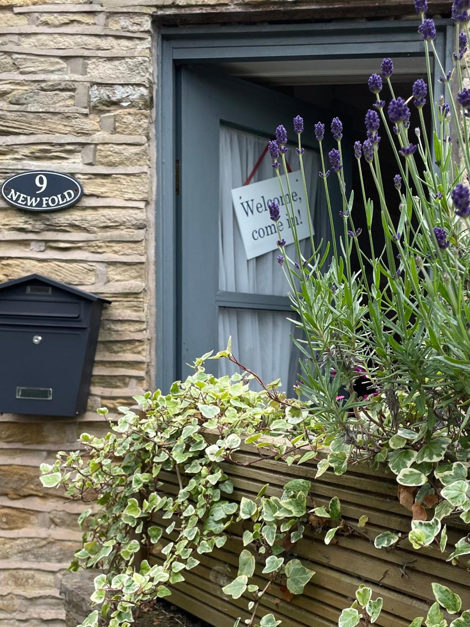 The Therapy Let * Holmfirth