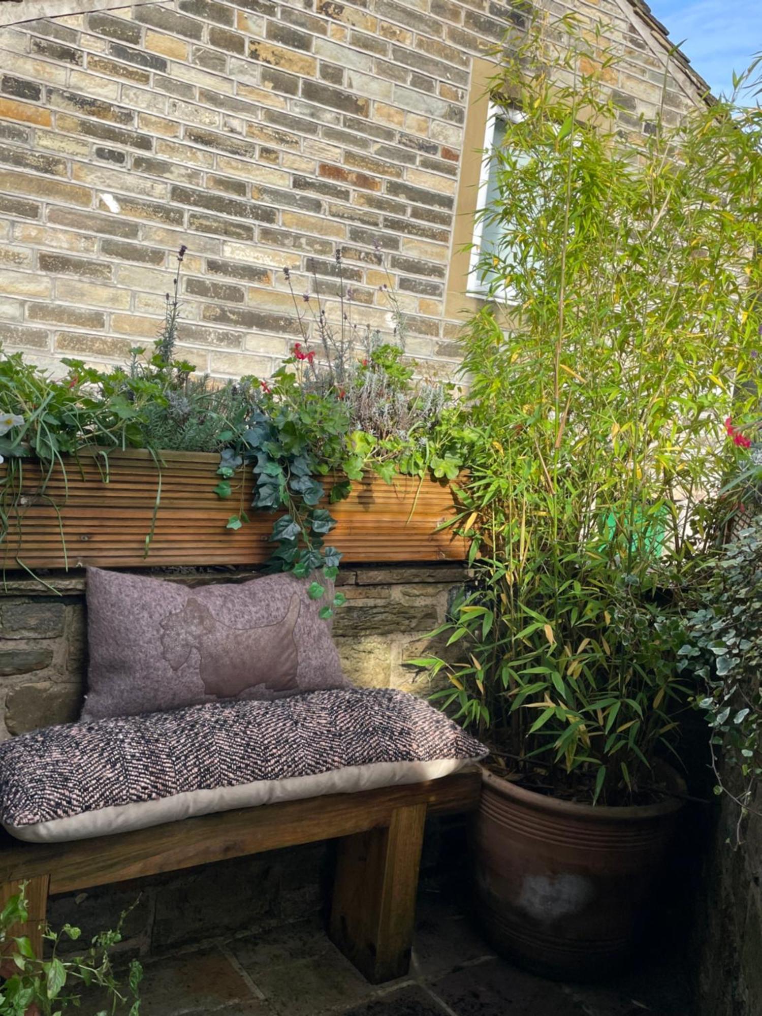 The Therapy Let Apartment Holmfirth
